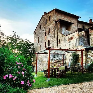 Casa Santa Giulia , Monteriggioni Italie