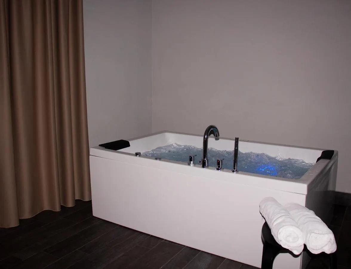 La Terrazza Di Parthenope Bed & Breakfast Naples Italy